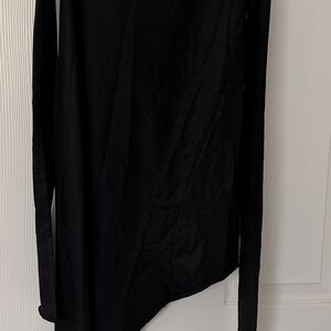 JULIUS 927CUM4 Black / Arched Long Hem High Neck Top Mens Japan Size 2 Authentic